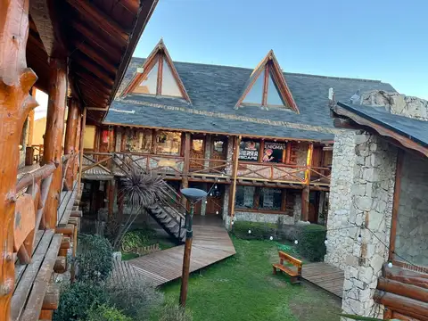 Galería Comercial En Venta Sierra De La Ventana Centro. 17 Locales