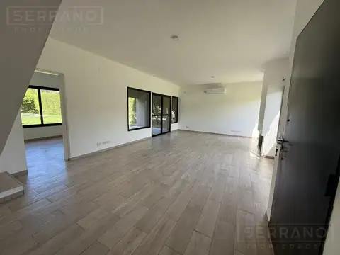 Venta casa 5 amb con pileta en  San Agustín, Villanueva, Benavidez