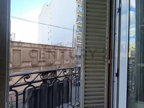 Departamento 5 ambientes con 3 baños