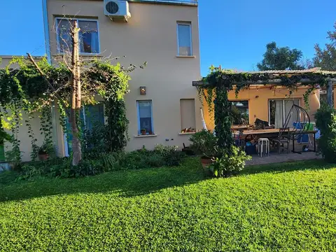 Casa en Venta en Los Abedules, USD 195.000