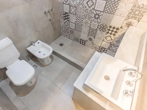 Depto Tipo Casa en Alquiler al Este
