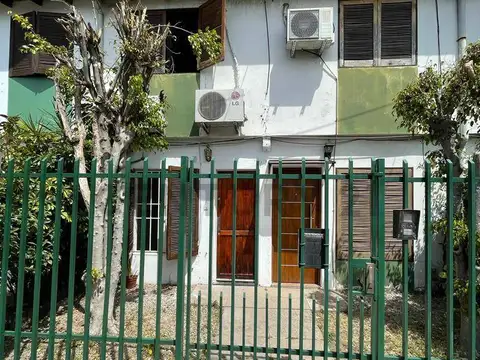 VENTA  DUPLEX  2 AMBIENTES, RAMOS  CON RENTA