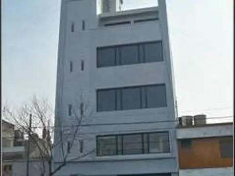 Edificio Comercial 1049 m² c/ Oficinas Amuebladas y Terrazas - Brasil 2300