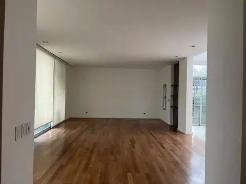 Casa en Alquiler en Los Sauces, USD 2.500