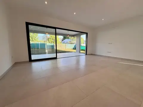 Casa en Barrio Privado Alto de Manantiales, Yerba Buena