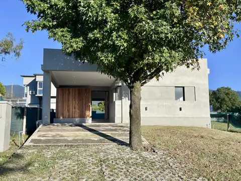 Barrio Privado Alto de Manantiales