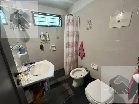 Casa en venta en Villa Carlos Paz con 4 dormitorios y pileta / PHO7884885 / 