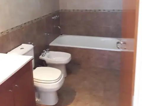 Depto Tipo Casa en Alquiler 14 años
