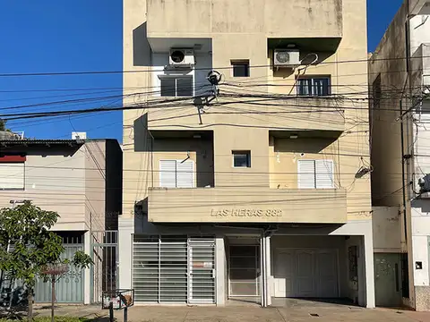 Alquiler | Monoambiente a 100 m. de la UNNE (semi equipado).