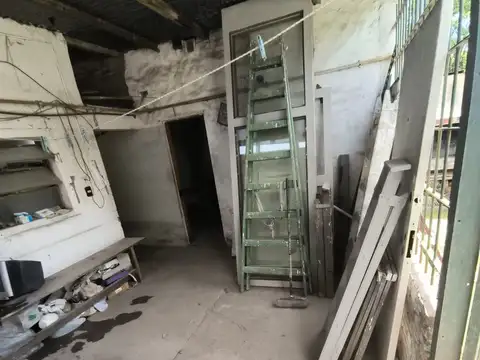 VENTA CASA DOS DORMITORIOS PARQUE MERCEDES