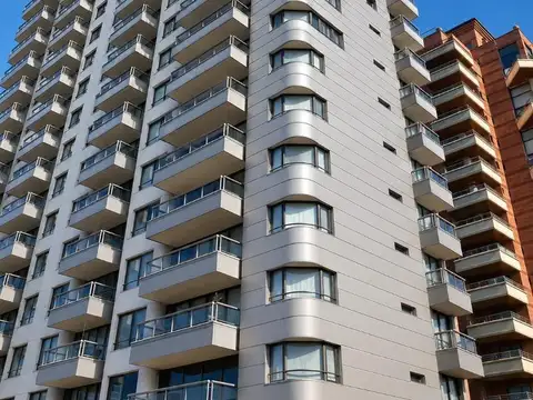 Excelente piso alto con vista al río full amenities