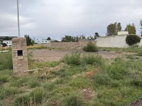 Terreno en Venta 30  mts Fondo