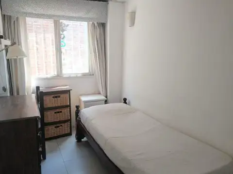 Casa en Alquiler Temporal con 2 cocheras