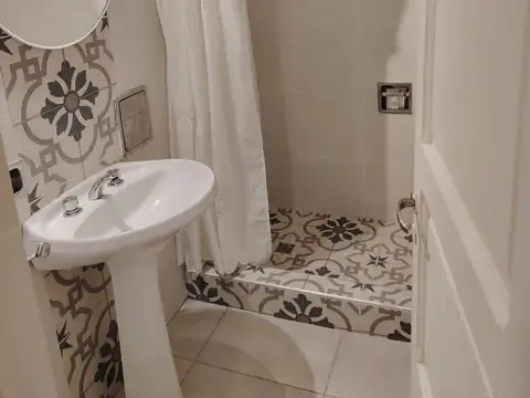 Departamento en Alquiler en Godoy Cruz, $ 700.000