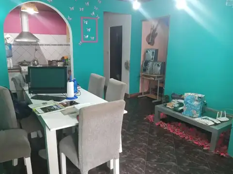 Depto Tipo Casa en Venta de 4 ambientes