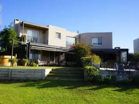 Casa  en Venta en El Cantón Islas, El Cantón, Escobar
