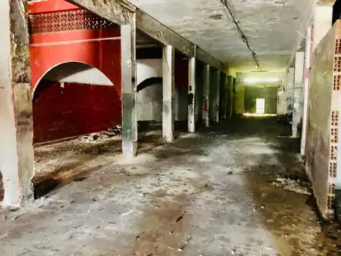 Galpon en Venta 3  mts Fondo