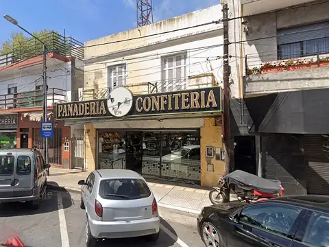LOCAL CON VIVIENDA EN VENTA EN VILLA ADELINA -
