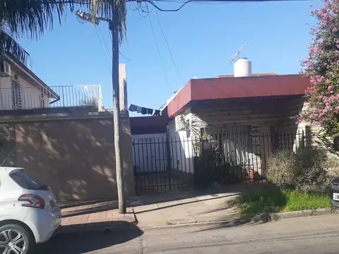 OPORTUNIDAD BAJO EL PRECIO PH tipo casa al fondo 3 ambientes con 2 patios y terraza