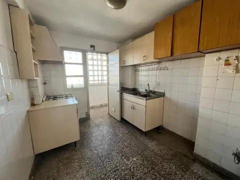 Departamento 4 ambientes con 2 baños
