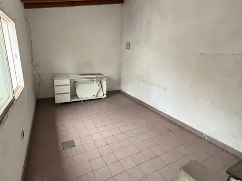 Depto Tipo Casa en Alquiler 40 años
