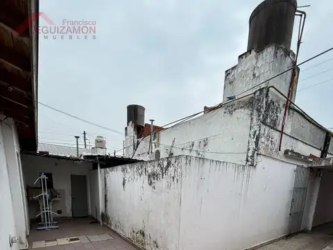 Depto Tipo Casa en Alquiler en Moron Sur, $ 400.000