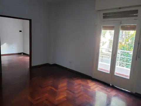 Depto Tipo Casa en Alquiler de 3 ambientes