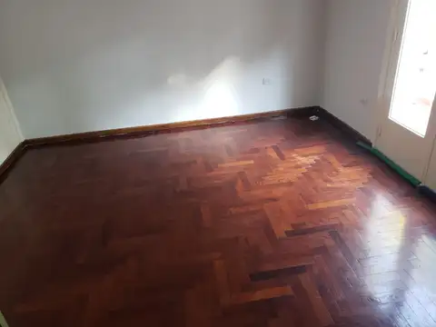 Depto Tipo Casa en Alquiler de 2 dormitorios