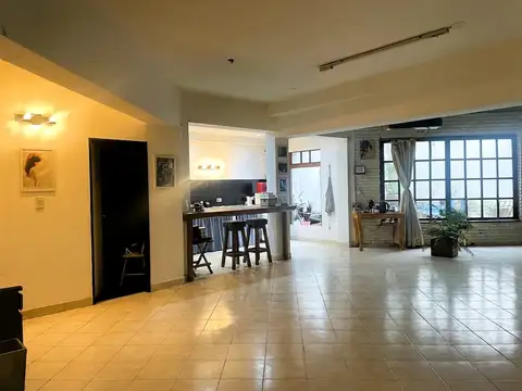 Local en Venta en Villa Sarmiento, USD 455.000