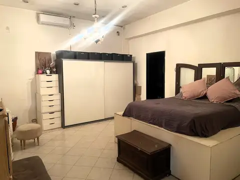 Local en Venta en Villa Sarmiento, USD 434.500