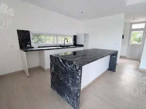 Casa en Venta en El Cantón - Norte, USD 360.000