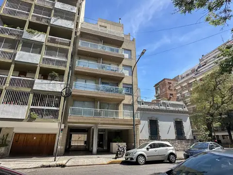 DEPARTAMENTO EN VENTA DE 3 AMBIENTES CON COCHERA Y BALCON CABALLITO