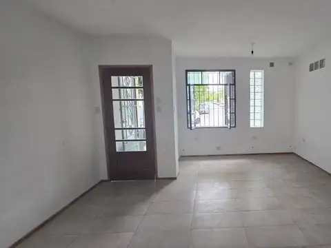 Depto Tipo Casa en Venta de 4 ambientes