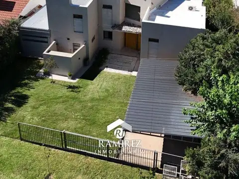 CASA EN VENTA - CÓRDOBA - CALAMUCHITA - VILLA DEL DIQUE - PLAYA GRANDE N.356