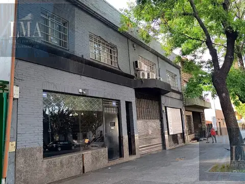 Venta Local +Deposito mas oficinas. Ideal Concesionarios y talleres