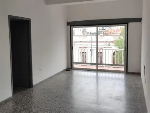 JULIO A. ROCA 200, Piso 2