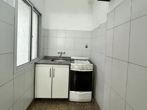 Depto Tipo Casa en Alquiler 60 años
