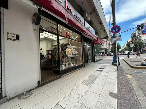 Av. Scalabrini Ortiz al 2500