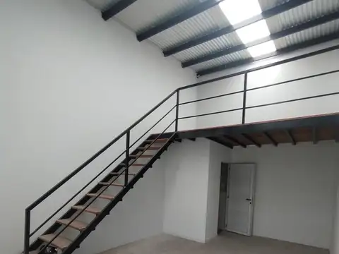 Galpon en Alquiler en Fisherton, $ 380.000