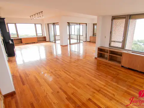 Departamento 4 ambientes con 3 baños