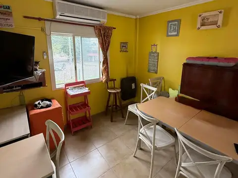 Departamento 4 ambientes con cochera en venta Quilmes Oeste