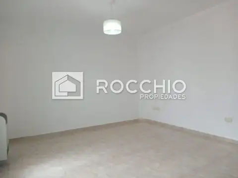 Depto Tipo Casa en Alquiler de 2 ambientes