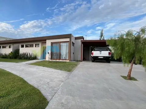 Casa en Venta en San Sebastián, USD 249.000
