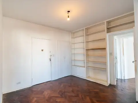Venta departamento 3 ambientes/  balcón Montserrat