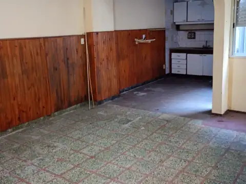 Depto Tipo Casa en Venta 46 años