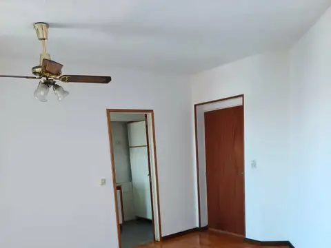 Departamento en Alquiler en Villa Luro, $ 750.000
