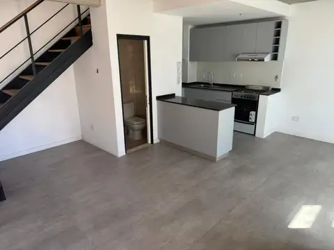 Departamento en Alquiler en Alberdi, $ 1.200.000