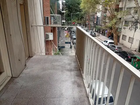 Aráoz 2400, Piso 2