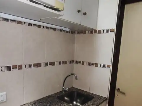 Oficina en Alquiler al Este