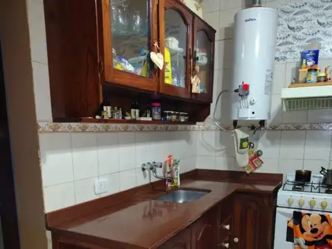 Casa 3 ambientes con 1 baño